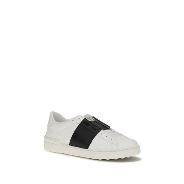 Valentino Garavani Black And White Calf Leather Bos Taurus Low Top Sneakers
