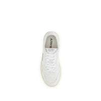 Autry White Calf Leather Bos Taurus Low Top Sneakers