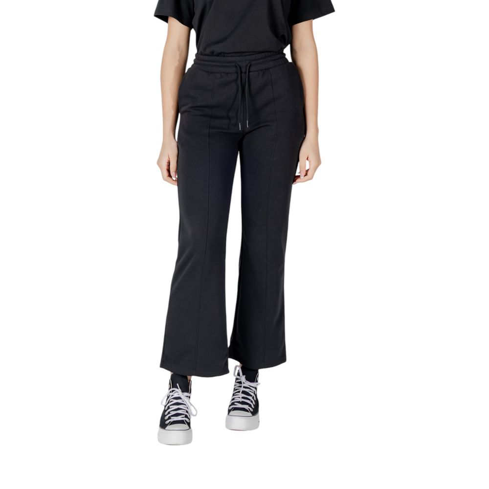 Converse Black Cotton Jeans & Pant