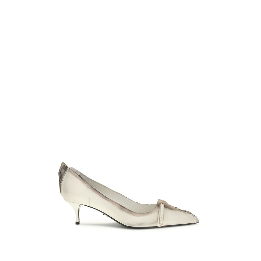 Prada Antique leather Pumps - White high-heeled shoe on a white background